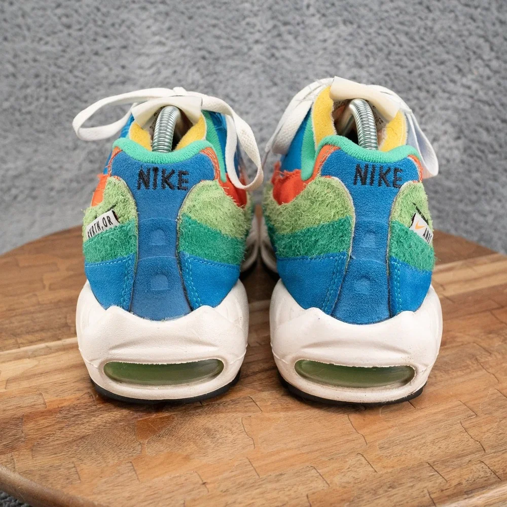 Nike Air Max 95 SE Men's Size 9 Running Club Light Photo Blue Athletic Shoes